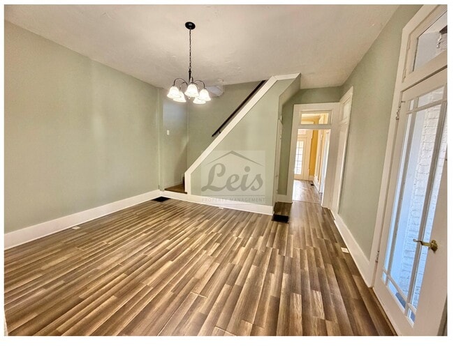 Photo - 502 E 5th St