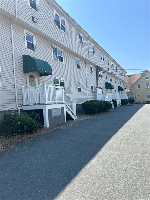 Building Photo - 18 Jouvette St Unit E3