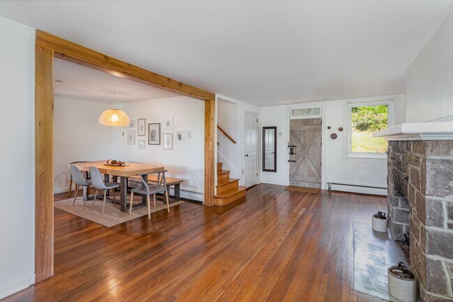 Photo - 1220 Alpine Rd