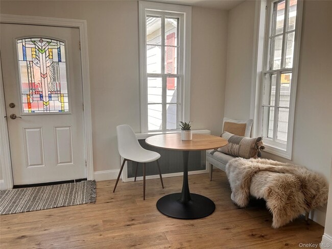 Photo - 549 Piermont Ave