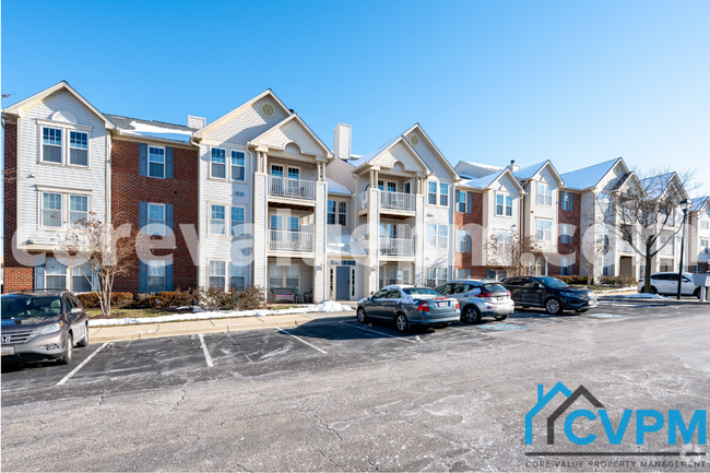 Building Photo - 702 Orchard Overlook Unit 302 Rental