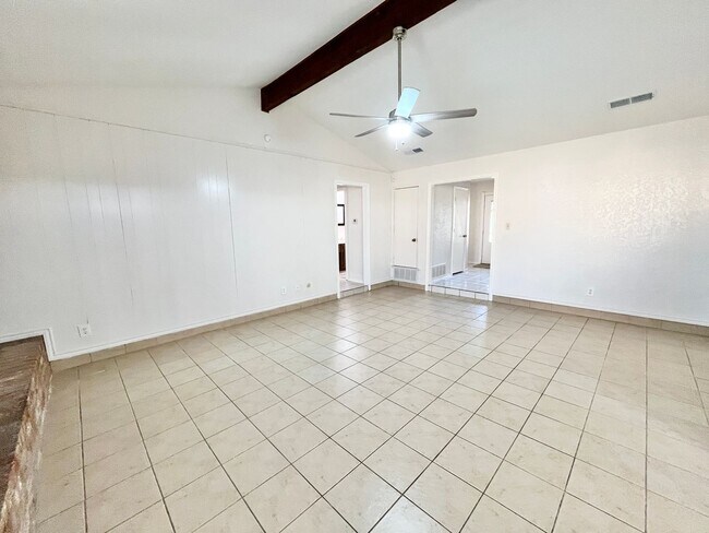 Photo - 4002 Sumac Ct