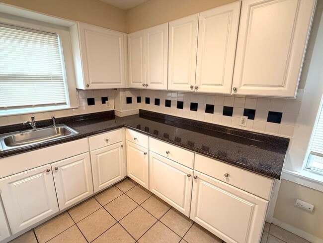 Photo - 182 Princeton Ave