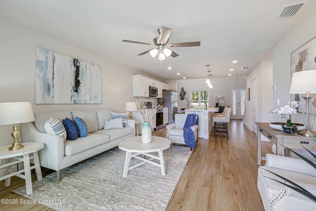 Photo - 187 Hidden Woods Pl