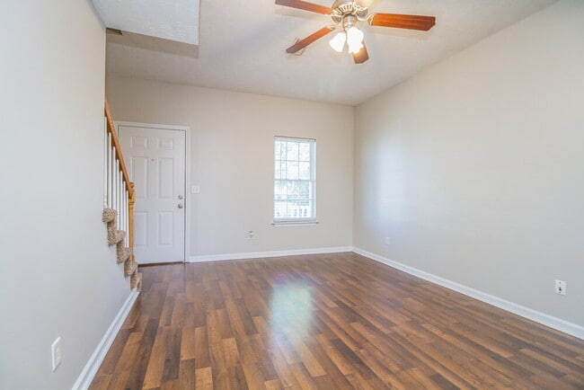 Photo - 2627 Sewanee Pl