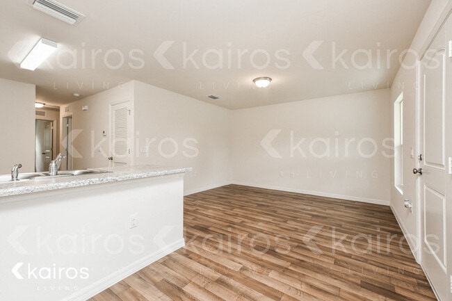 Photo - 27382 Pasadena Dr