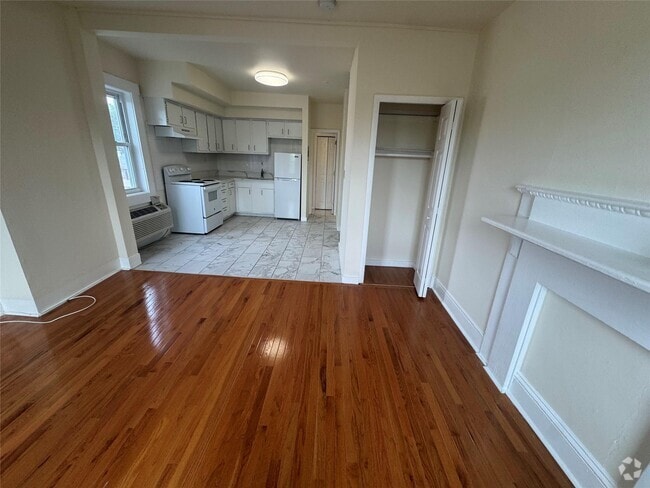 Building Photo - 284 Main St Unit 3A Rental