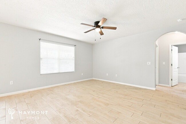 35024 Sweet Leaf Ln