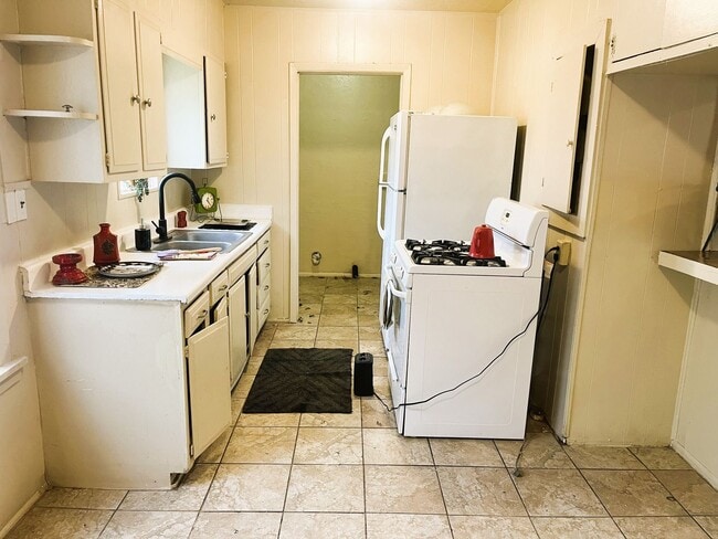 Photo - N6 Unit 944 Sw 35-1