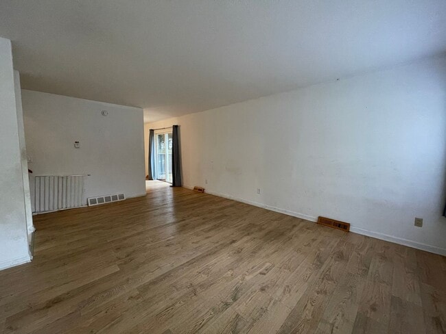 Photo - Three Bedroom Home in Portage