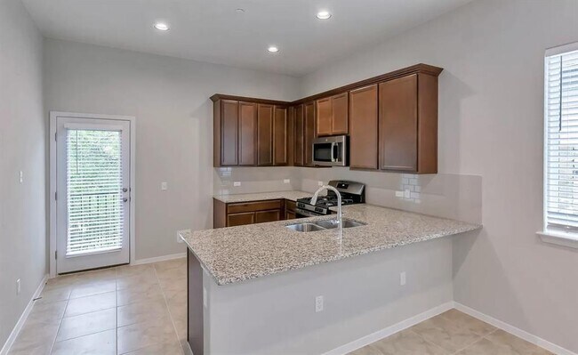 Photo - 2800 Joe Dimaggio Blvd Unit 88