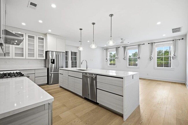 Photo - NEW CONSTRUCTION 4 bedroom home in Downtown Memphis