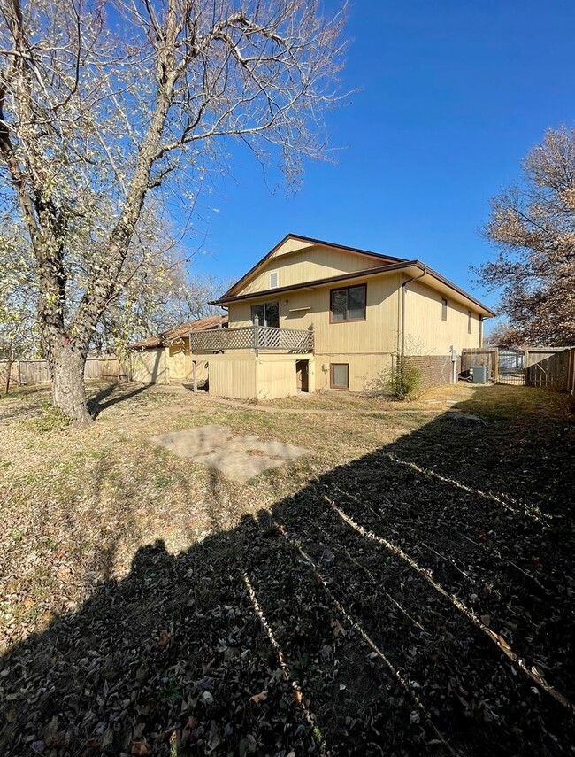 Photo - 2525 N Bleckley St