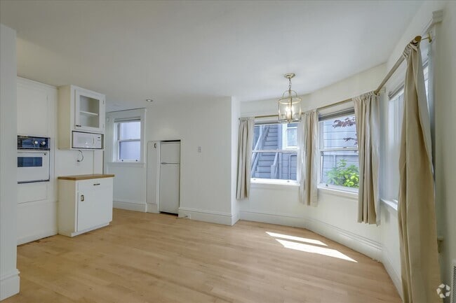 Building Photo - 2786 Jackson St Unit A Rental