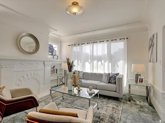 Photo - "Charming 2-Bed Sanctuary in San Francisco – Cozy 900 Sq Ft Retreat!"
