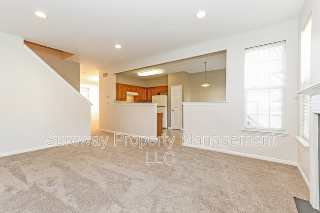 Photo - 162 Chancellor Dr