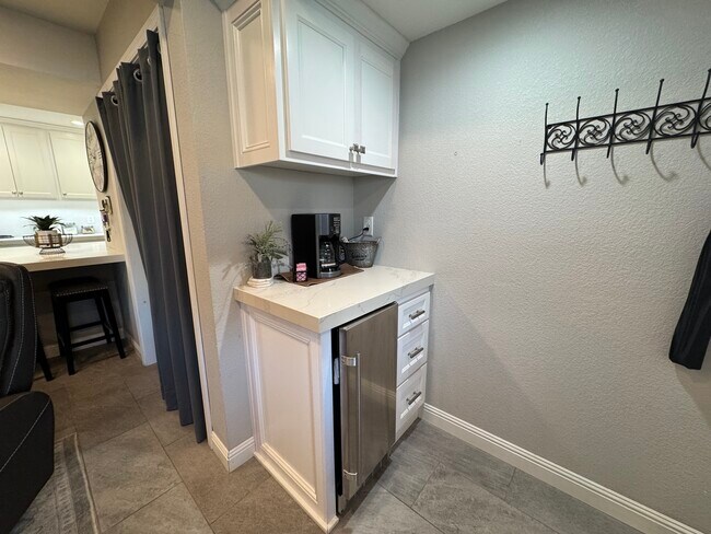 Photo - 1663 Highway 95