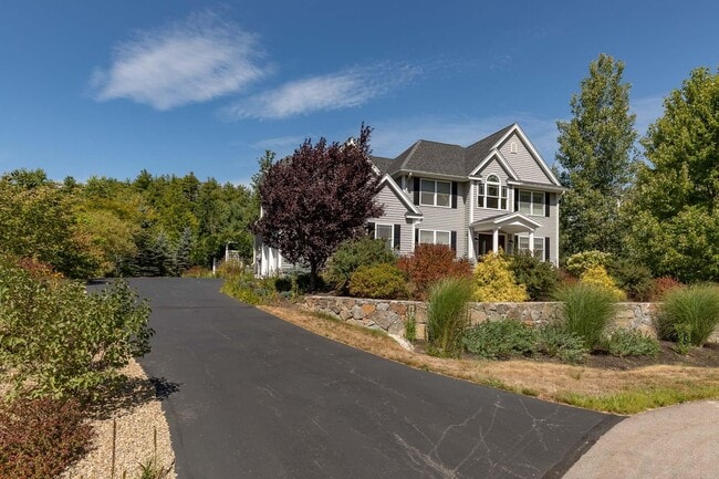 Photo - 32 Olive Meadow Ln