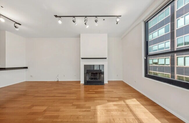Photo - Modern Unit in Prime Location