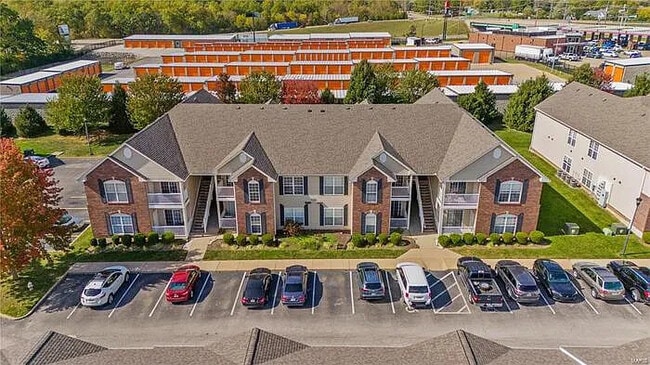 Building Photo - Brookfield Court Unit 206 Rental