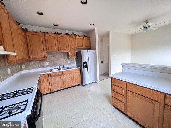 Photo - 13205 Fox Ripple Ln