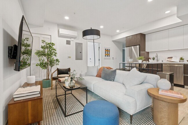 Photo - Solaire Reading