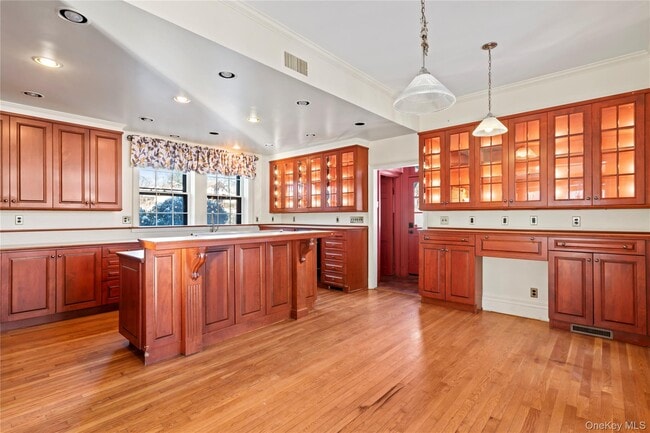 Photo - 203 Store Hill Rd