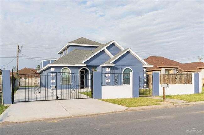 Photo - 1102 W Villa St Casa