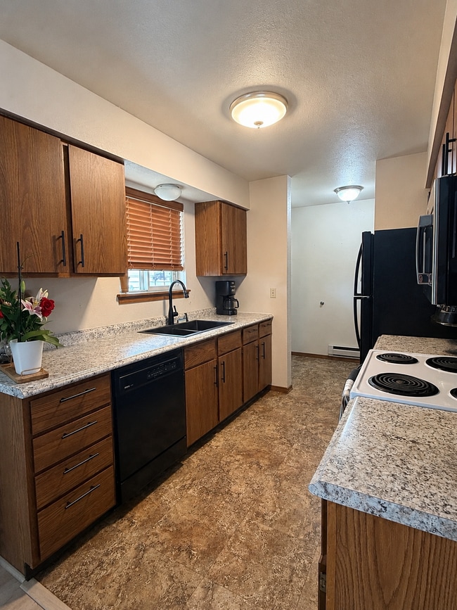 Photo - 1517 Wicks Ln