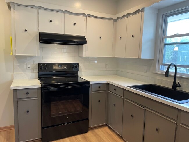 Photo - 7016 Antioch Rd