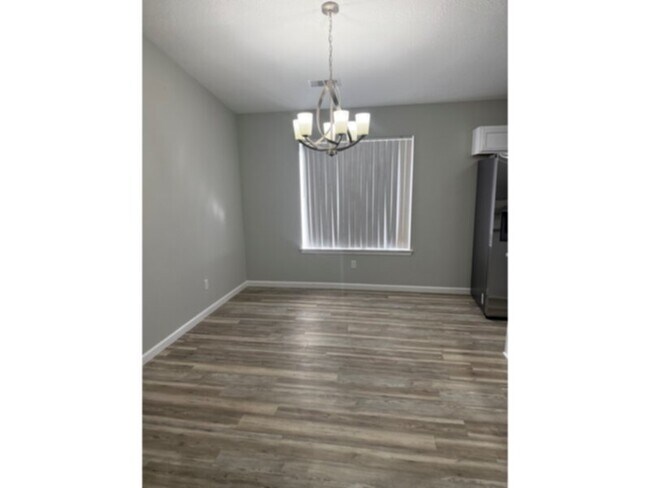 Photo - COUNTRYKNOLL