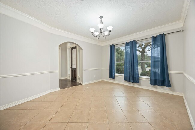 Photo - 1402 Chaparral Crossing