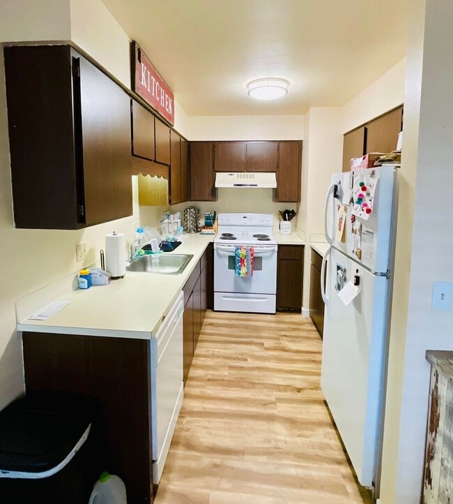Photo - 376 Reservoir Dr Unidad Elks Duplex B (EDB)