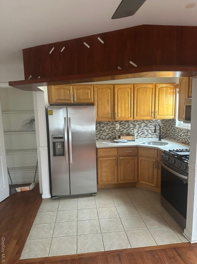 Photo - 131-04 140th St