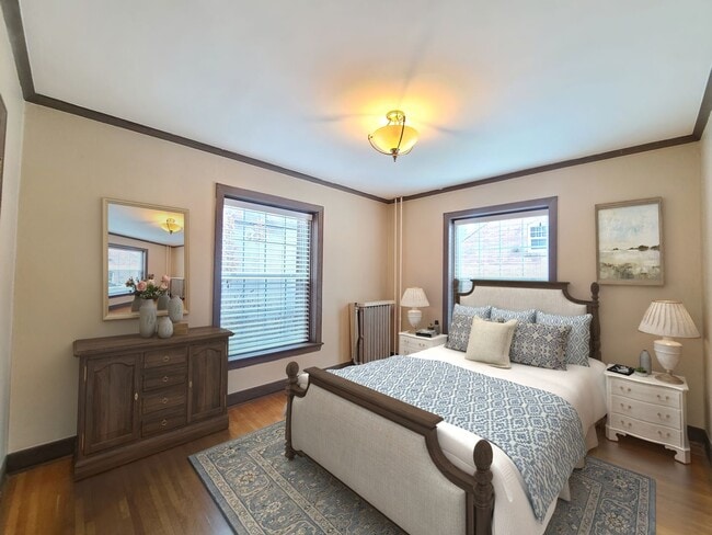 Photo - 2230 W Pacific Ave Unit Marjorie's 3