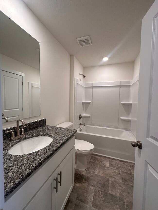 Photo - 3037 Bogart Ln