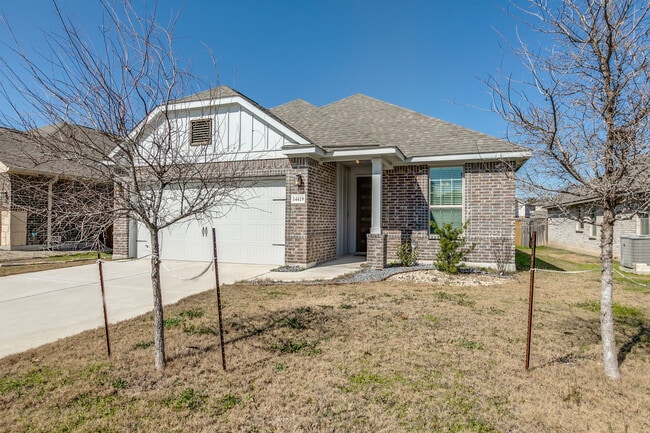 Photo - 14419 Rifleman Rd
