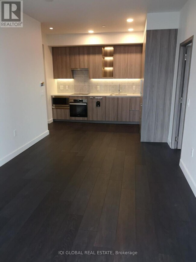 Photo - 95 McMahon Dr Unit 2706