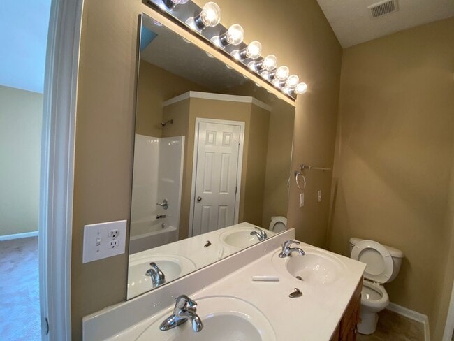 Photo - Open Plan with Split bedrooms