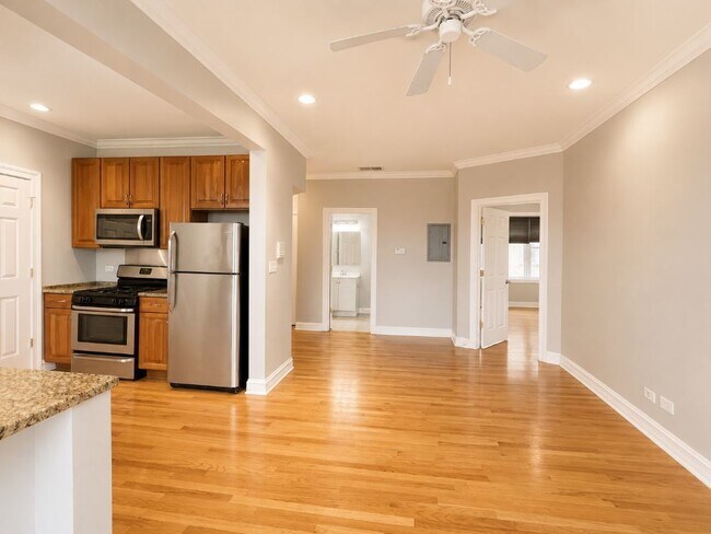 4964 N Spaulding Ave Unit 3