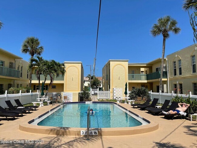 350 Taylor Ave Unit 22B