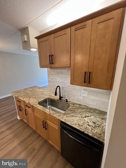 Photo - 504 Cherrington Dr