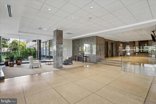 Photo - 2475 Virginia Ave NW Unidad 220