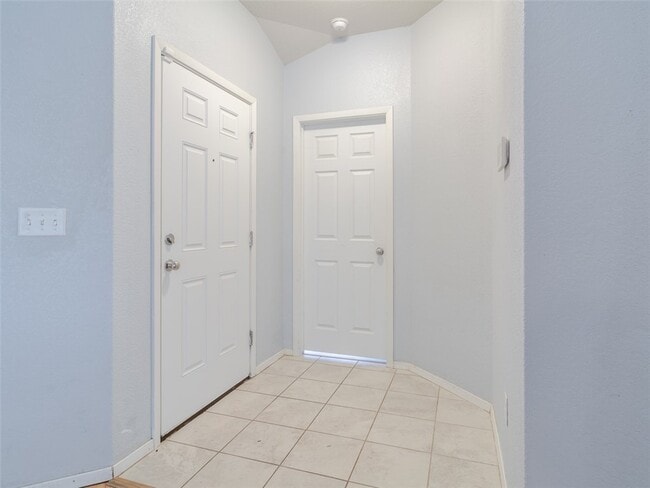 Photo - 904 SW Green World St