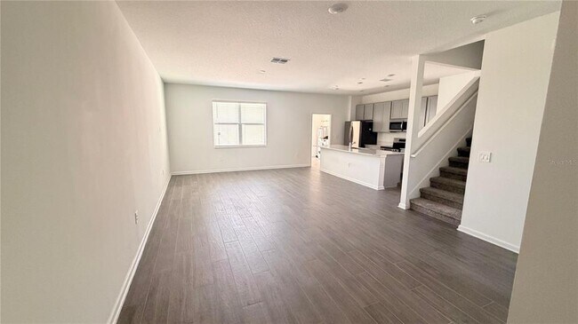 Photo - 6153 Blissful St