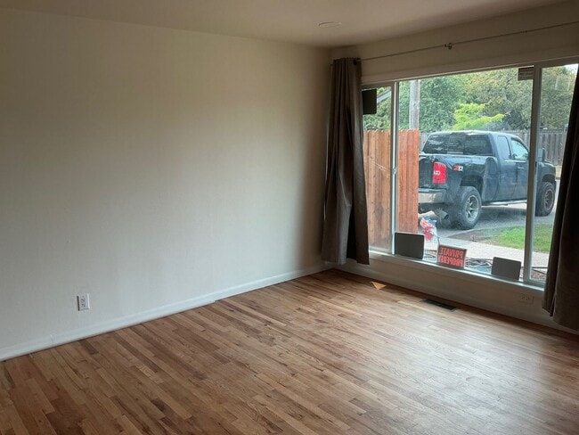 Photo - 7806 N Newman Ave