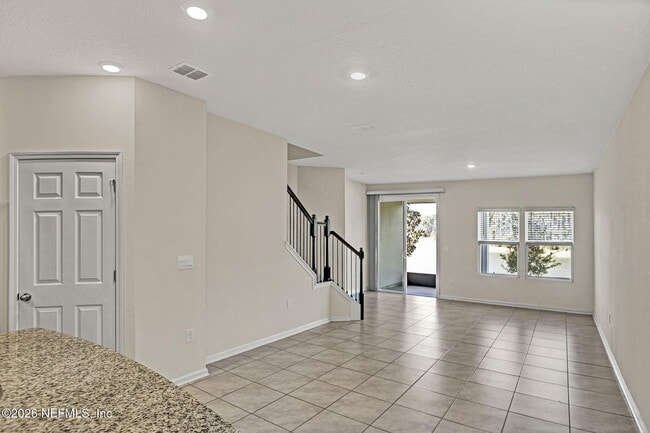 Photo - 443 Coastline Wy