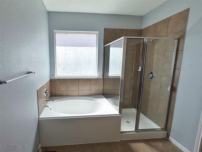 Photo - 1050 Forest Haven Ct