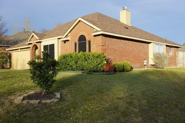 Photo - 702 Long Hill Ct