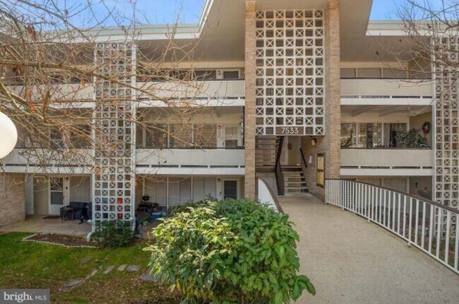 Photo - 7533 Spring Lake Dr Unidad C1